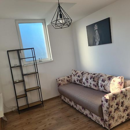 Luxury Apartments Mall Area Bacău Екстериор снимка